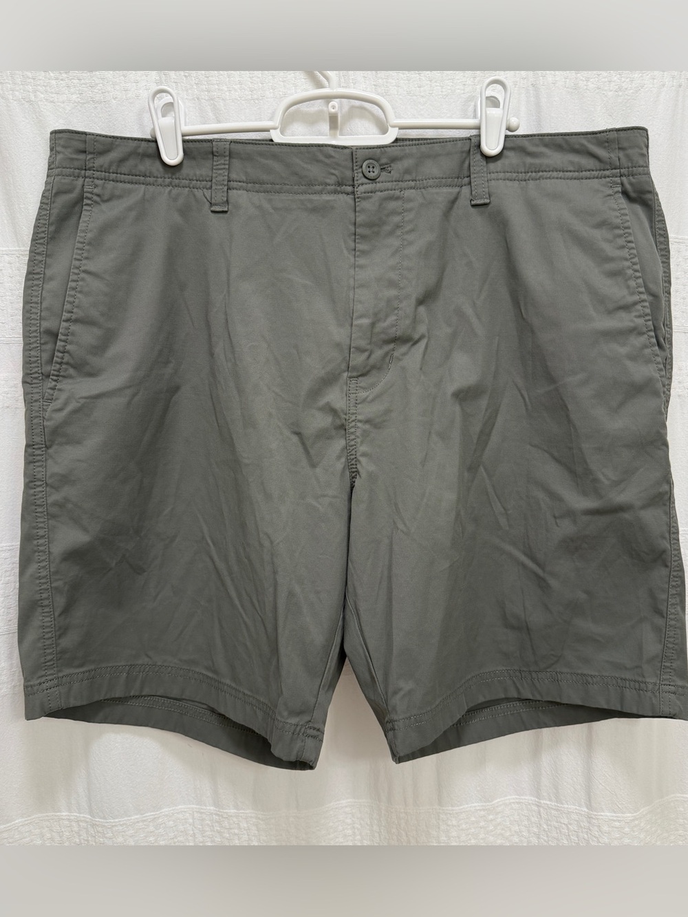 Duck Head Harbor Performance Shorts Gray Green Mens 37 Flat Front Stretch